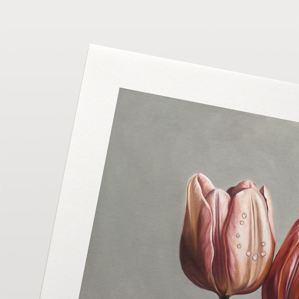 This painting featuress a duo of tulips adorned with a few glistening droplets of dew.